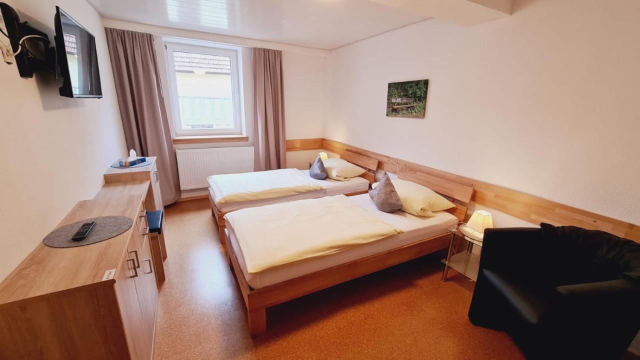 Pension Maintal Eltmann Buitenkant foto